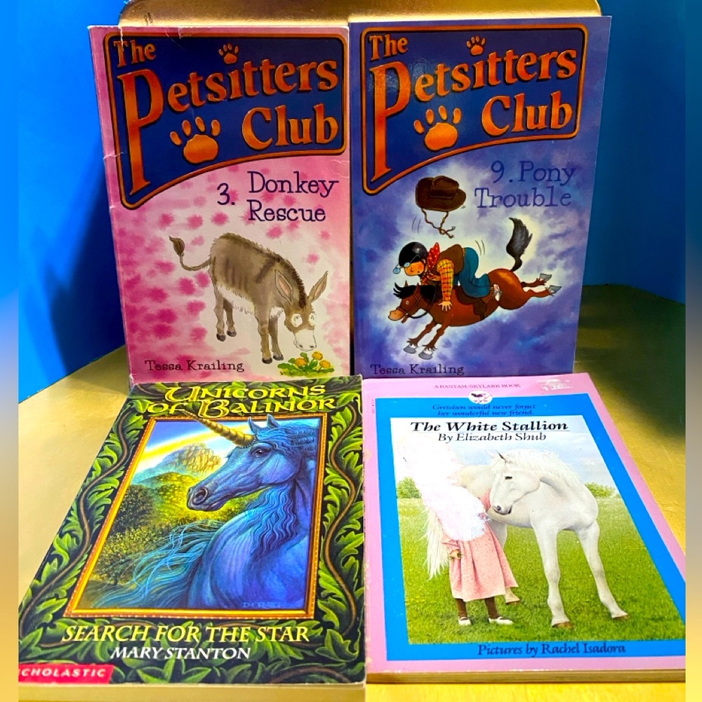 The Pet Sitters Club Books Unicorns of Balinor & The White Stallion 90’s Books